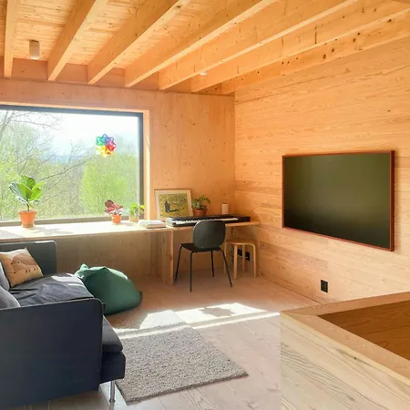 Perfect Location By The Forest Edge In Holiday home