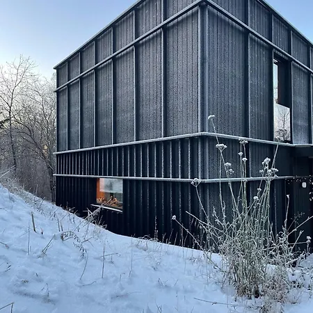 Holiday home Perfect Location By The Forest Edge In *